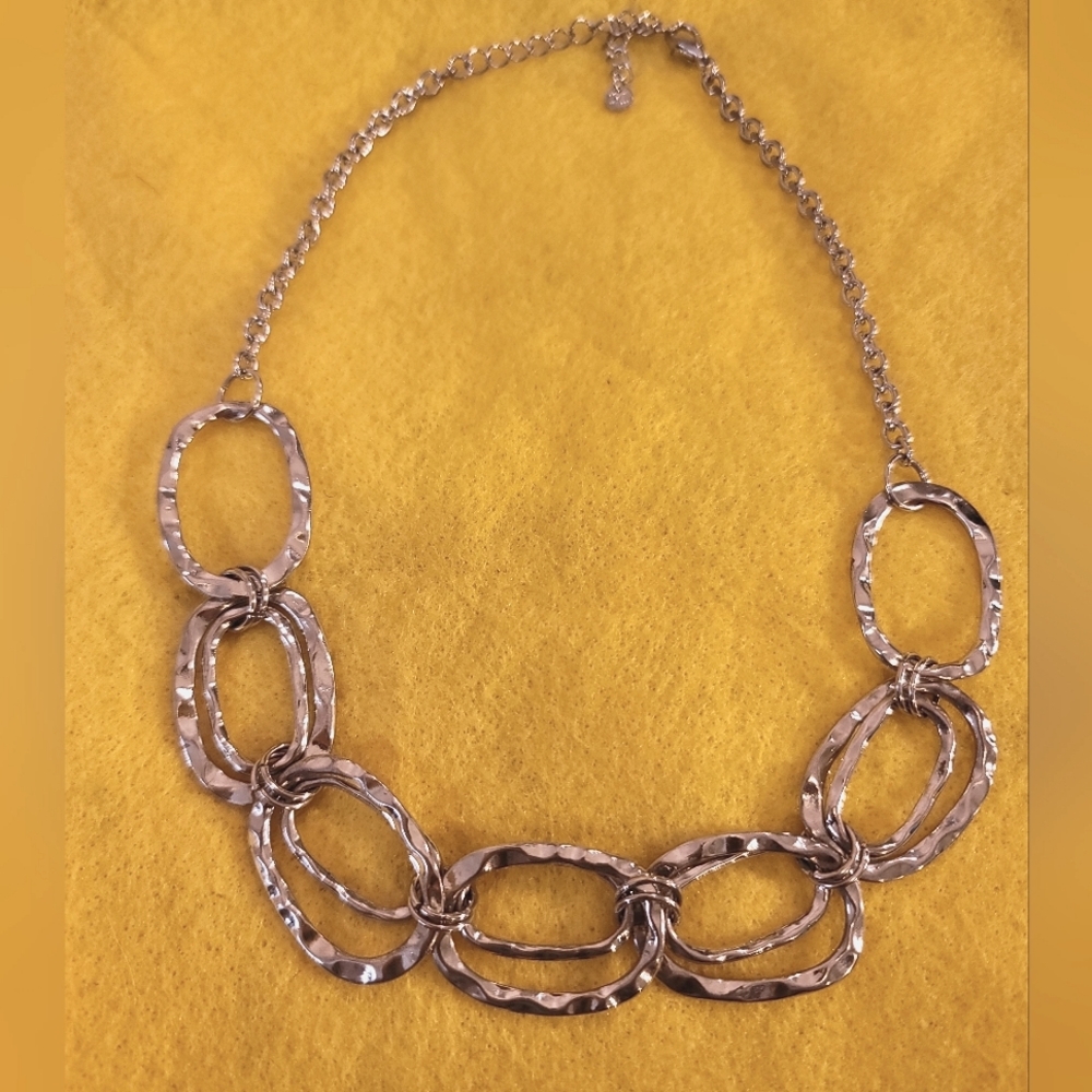 Silver Colored Necklace-Textured - Picture 4 of 4